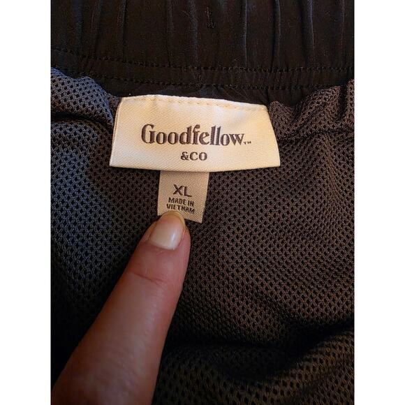 Goodfellow & Co. Men’s Swim Trunks XL Black – Mesh Lined Board Shorts - Picture 9 of 12